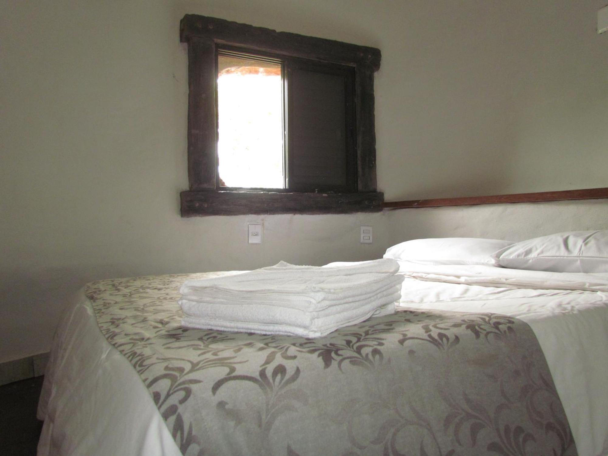Casa De Guimaraes - Hotel Chapada dos Guimaraes Bagian luar foto